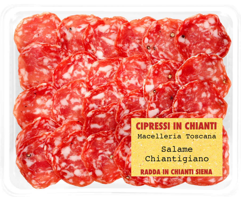 Salame chiantigiano italiano in vaschetta